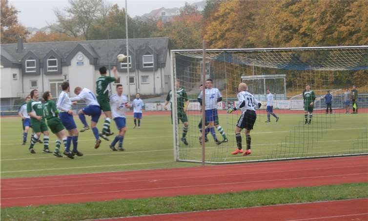Gegen den FC Plaidt machten die Ochtendunger mächtig Betrieb auf das gegnerische Tor - gegen Wierschem gelang ihnen das nicht häufig genug. privat