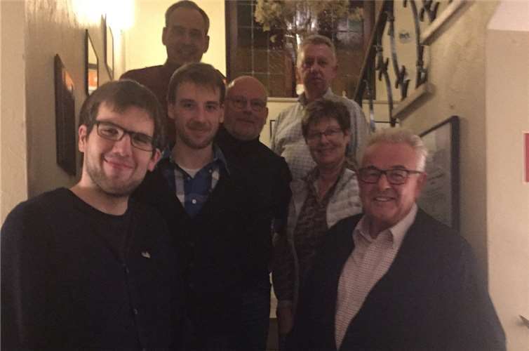 Gehen gemeinsam die Arbeit an (v.l.): Florian Kluwig, Lucas Bednarz, Torsten Dasbach, Urs Exner, Achim Zemke, Doris Kossmann, Dieter Labonde. privat