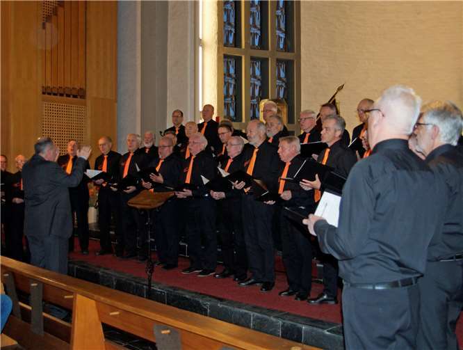 Gekonnt musikalische Darbietung der Gastgeber. Fotos: MIH
