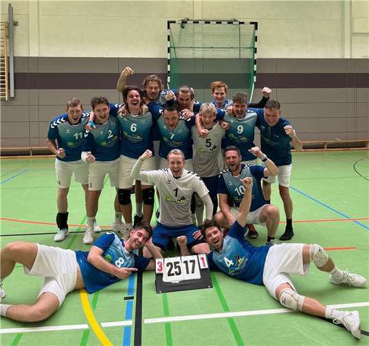 Gelungener restAHRt. Die neue alte Sinziger Truppe hat das mit Spannung erwartete erste Spiel in der Regionalliga und ausgerechnet gegen den Lokalrivalen in Feldkirchen überraschend deutlich mit 3:1 für sich entschieden. Foto: privat