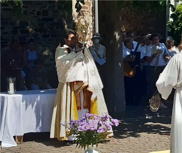 Gemeinde Kooperator Viju Varikkat.