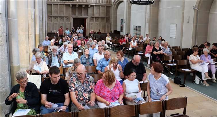 Gemeindemitglieder aus sechs evangelischen Gemeinden kamen am Kleinen evangelischen Kirchentag in und um die Christuskirche zusammen. Foto: privat