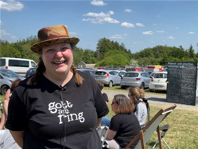 Gemeindereferentin Alena Becker ist Teil des Teams von „Gott am Ring“.  Foto: Bistum Trier/Julia Fröder