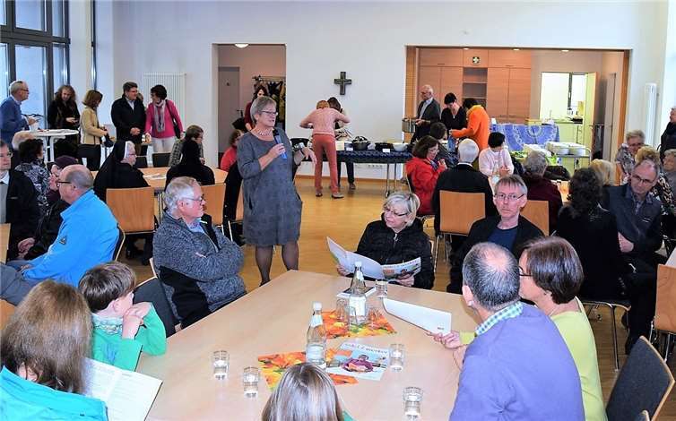 Gemeindereferentin Luzia Waszewski begrüßt die Gäste. Foto: privat