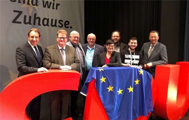 Gemeinsam diskutierte man über die Zukunft Europas.CDU Rhein-Lahn