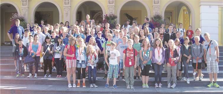 Gemeinsam erlebten alle einen unvergesslichen Tag im Phantasialand. Privat