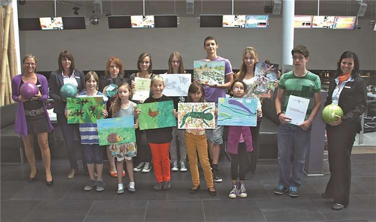 Gemeinsam feierten die erfolgreichen Teilnehmer des Malwettbewerbs im Pinup Koblenz.  Privat