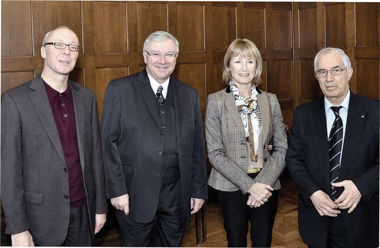 Gemeinsam für Integration: Detlef Knopp, Joachim Hofmann-Göttig, Marie-Theres Hammes-Rosenstein und Vito Contento.UKO