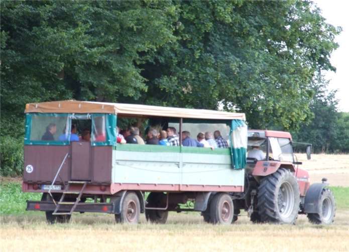 Gemeinsam geht es am Blauen Montag rustikal auf Tour. Archiv