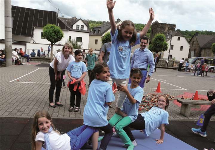 Gemeinsam lernen, gemeinsam spielen, das Beispiel der Grundschule zeigt, wie gut dies gelingen kann.privat