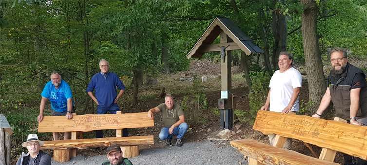 Gemeinsam packten die Freiwilligen an, um etwas Schönes für die Gemeinschaft zu erschaffen.Fotos: privat