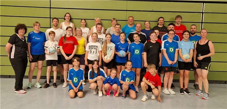 Gemeinsam stark: Familien spielen um den Korbball-Titel in Kärlich. Quelle: TV Kärlich