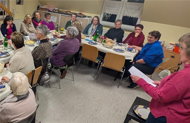 Gemeinsam verbrachte man eine gute und gemütliche Zeit bei angeregten Gesprächen. 