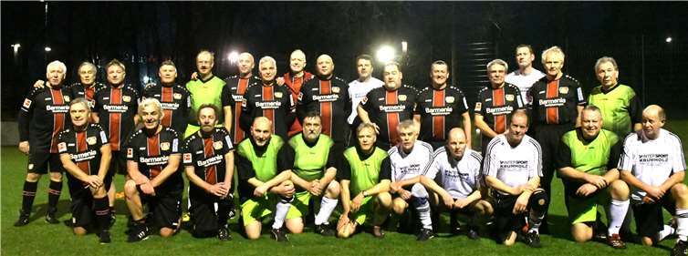 Gemeinsam verbrachten die Fußballer einen schönen Abend. Foto: Holger Plum, Fußballverband Mittelrhein