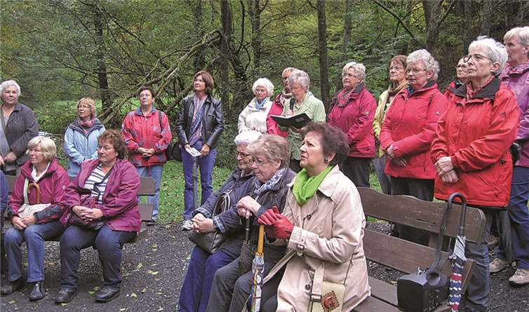 Gemeinsam wurde eine Andacht gehalten. privat