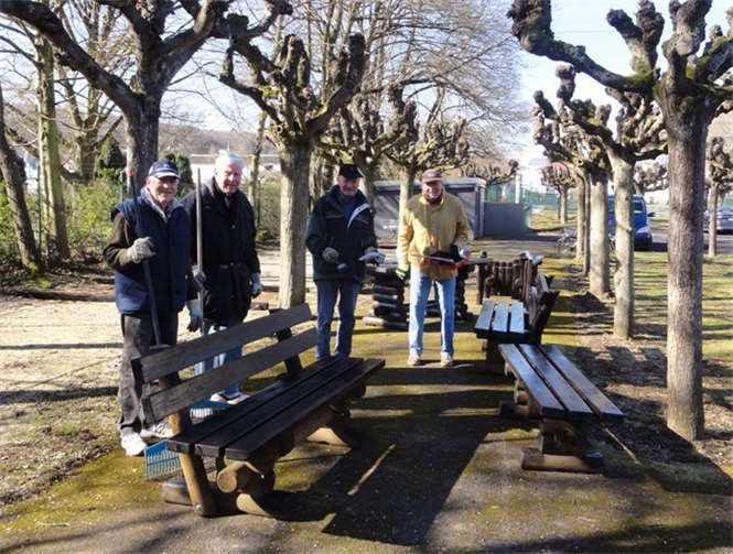 Gemeinsam wurde kräftig angepackt.