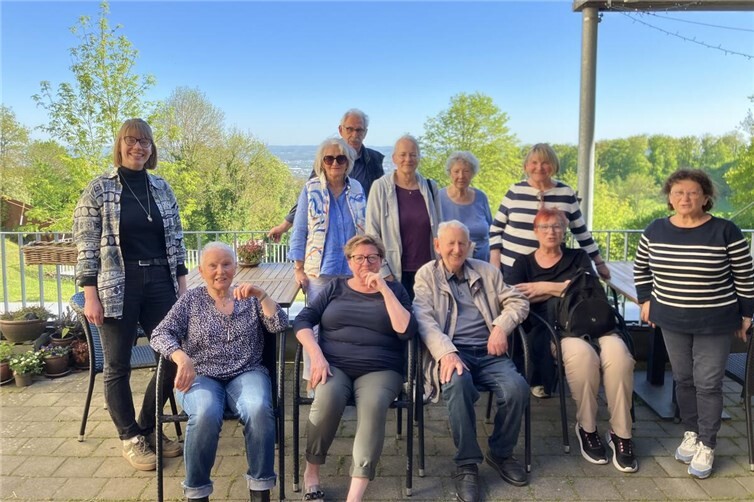 Gemeinsame Ausflüge sind ein wichtiger Teil des Ü60-Aktivtreffs. Am 29. April besuchten einige Mitglieder und die Koordinatorin des Projektes „Gemeinsam statt einsam“ das Museum Monrepos.