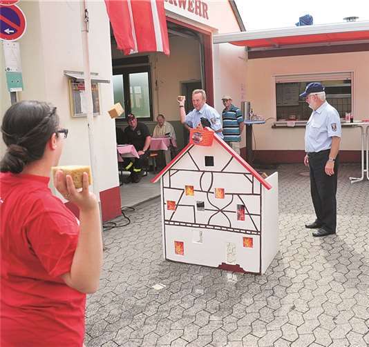 Gemeinsame Spiele heizten die Stimmung an.