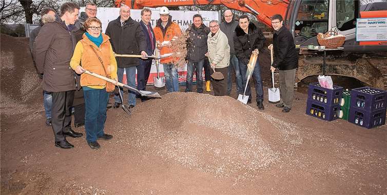 Gemeinsamer Spatenstich.WT