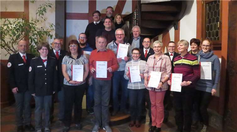 Gemeinsames Gruppenfoto der diesjährigen Blutspenderehrung.  Thomas Bergmann