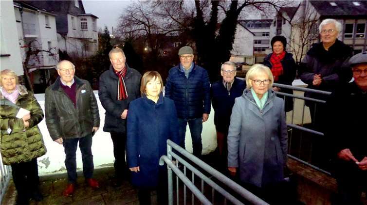 Gemeinschaft stärkt: (v.l.): Marianne Weingart, Heinz Schäfer, Hans Keuser, Natalie Pauls, Rolf Keuser, Ernst Möhnen, Ruth Bauchmüller, Karin Keuser, Dieter Preß und Werner Schäfer.  Foto: PRESS