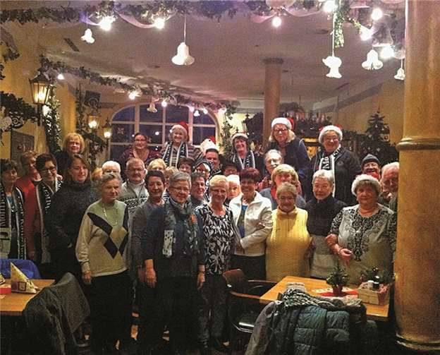 Gemütlich und feierlich wurde der 1. Advent gefeiert. privat