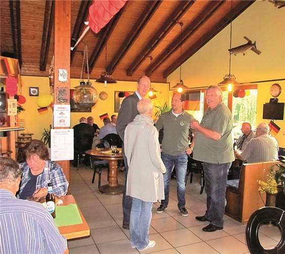 Gemütliche Atmosphäre herrschte im Vereinsheim. Peter Siebenmorgen