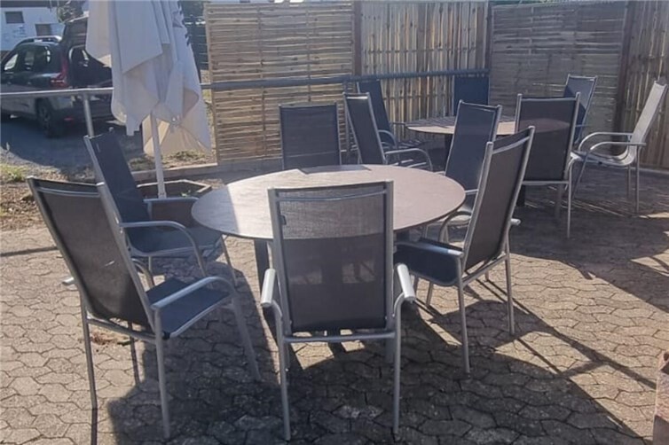 Gemütliche Sitzecken laden zum verweilen ein (Wald-und Sommernachtsfest 14.-16.08.26).