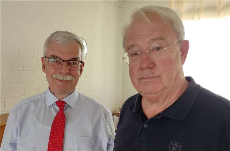 General a.D. Jörg Vollmer (li.) und der 1. Vorsitzende des Bürgervereins Meckenheim e.V. Jens Biesterfeldt (re.)