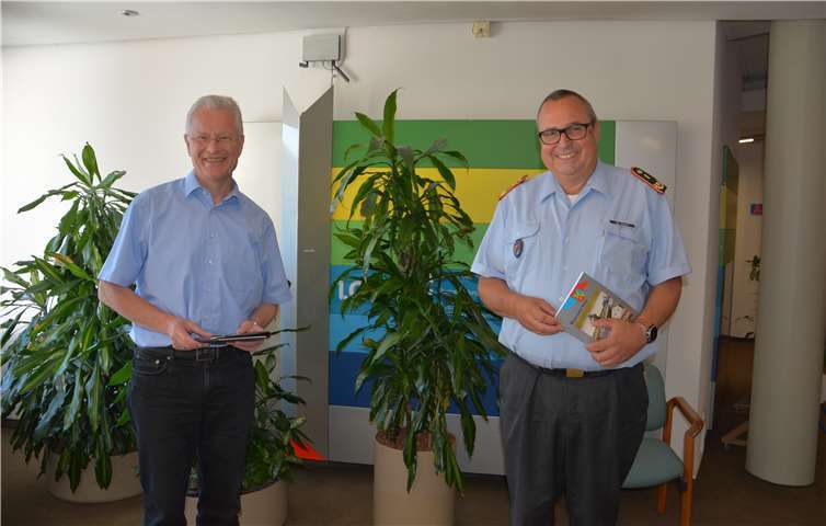Generalarzt Dr. Jens Diehm und Landrat Frank Puchtler ziehen an einem Strang. Foto: privat