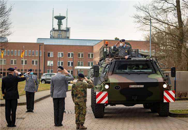 Generalmajor Axel Georg Binder tritt nun seinen Ruhestand an. Fotos: Bundeswehr/Kevin Schrief