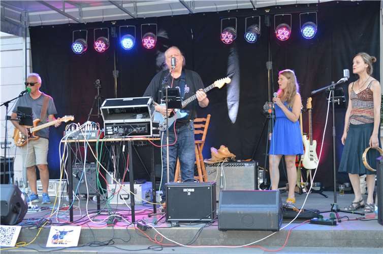 Gentile Event mit Louis Gentile, seinen Töchtern Lara und Alma sowie Werner Euskirchen begeisterten.  Foto: AB