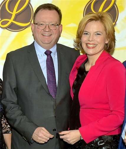 Georg Moesta, Vorsitzender der CDU-Kreistagsfraktion Mayen-Koblenz, gratulierte der designierten Bundesministerin für Ernährung und Landwirtschaft Julia Klöckner.CDU-Kreistagsfraktion Mayen-Koblenz