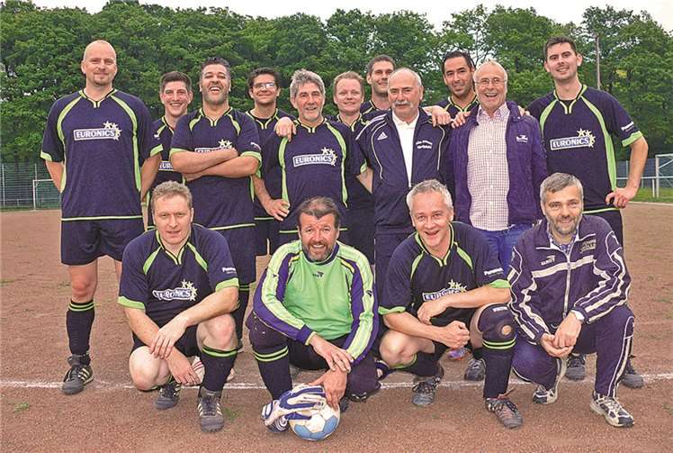 Georg „Schorsch“ Maur, Rudolf Dedenbach und Günter Schuld wurden als aktive Fußballer verabschiedet. privat