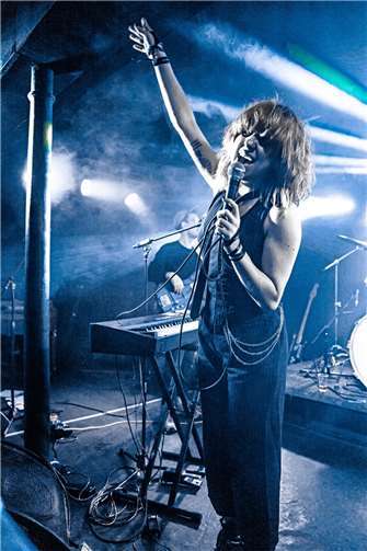 Georgia Crandon & Band.  Foto: Steve Garry Holdway