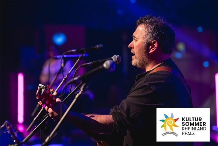 Ger O‘Donnel ist ein bekannter Singer-Songwriter der modernen Irish-Folk-Szene. 