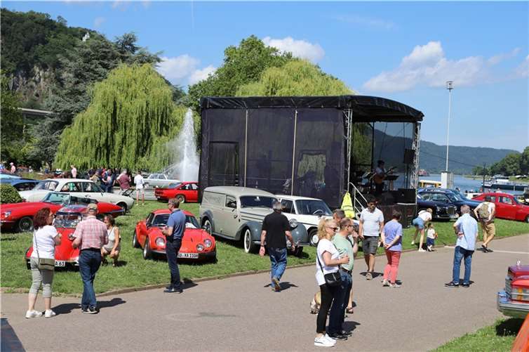 Oldtimerfreunde hatten eingeladen Gerade am Sonntag herrschte reger Besuch. Foto: WAMFO.DE
