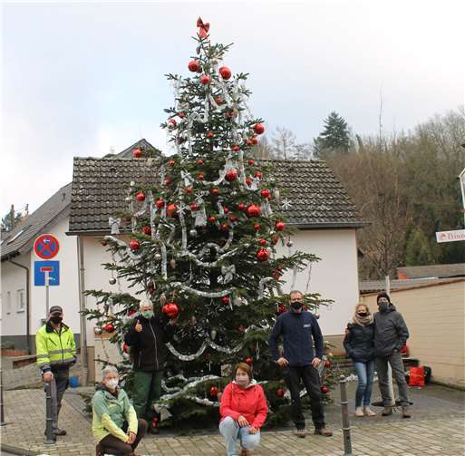 Gerd Müller, Gabi Klein, Michael Wilke, Daniela Oberlies, Peter Boes sowie Sonja und Stephan Hübinger. Foto: privat
