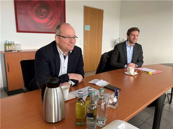 „Schönwetterpolitik funktioniert bei einer Flutkatastrophe nicht“ Gerd Schreiner (l.) beim Redaktionsgespräch in Sinzig.