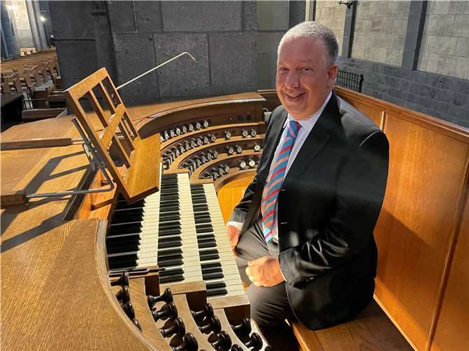 Gereon Krahforst spielt neben der dritten Orgelsonate von Nicolas-Jacques Lemmens und einem Kanon von Nadja Boulanger das große, gigantische Orgelwerk „Introduktion, Passacaglia und Fuge e-moll“ op. 127 von Max Reger. Foto: privat