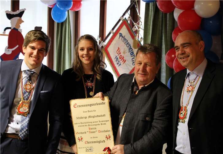 Gerhard Drechsler wurde für seine 50-jährige Mitlgliedschaft geehrt. Foto: Prinzengarde