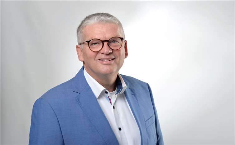 Vier Bewerber wollen ins Rathaus einziehen Gerhard Weber (CDU). Foto: privat