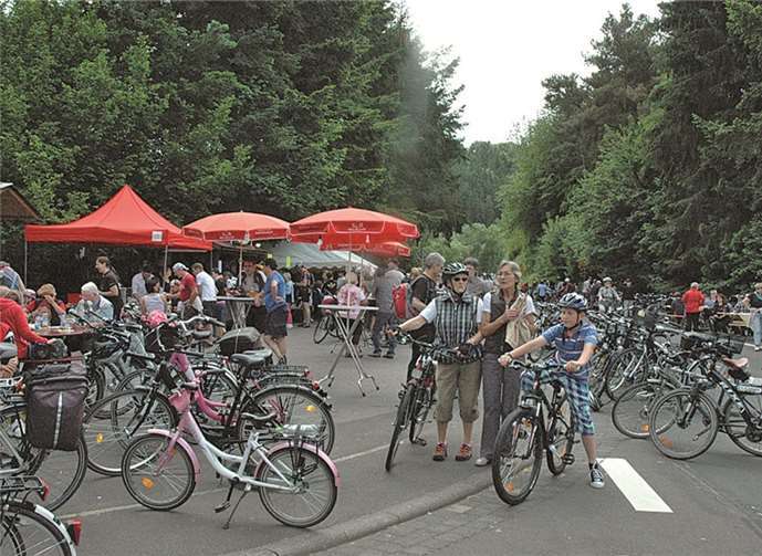 Gerne angenommen wurden die Stationen, in denen sich die Radler ausruhen konnten.