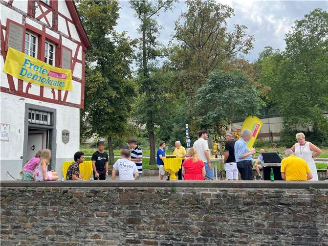Gerne genutzt wurde die Gelegenheit, das Nippes-Haus zu besichtigen. Quelle: FDP-Ortsverband Vallendar