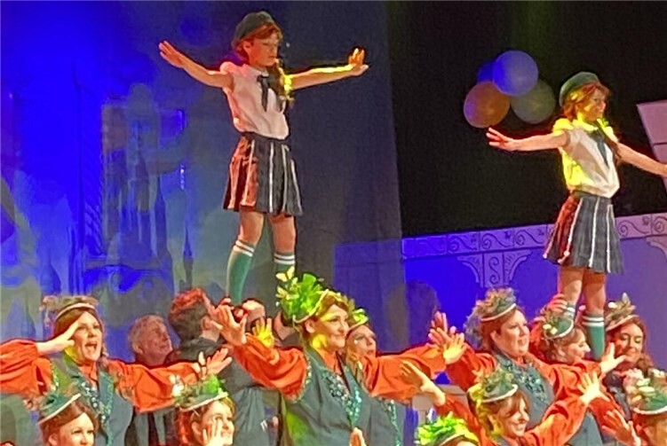 Gerne gesehene Gäste beim Kolping-Karneval am Schwerdonnerstag ab 19,11 Uhr im Pfarrzentrum am Europaplatz in Lahnstein ist wieder die Mehrgenerationen-Tanzgruppe des NCV „Family and friends“.Foto: Th. Schneider