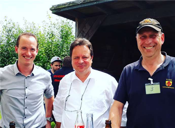 Gerne war Claus Eschenauer (l.) der Einladung von Ortsbürgermeister Dieter Pfaff gefolgt. privat