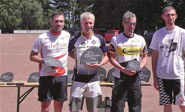 Gesamtsieger Raphael Schäfer konnte sich am Ende feiern lassen.privat