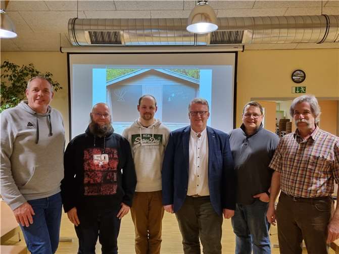 Geschäftsführer Ingo Wessels, dem Kassierer Reiner Odenthal und dem Beisitzer Thomas Nuhn, wurden in ihren Ämtern bestätigt.  Foto: privat