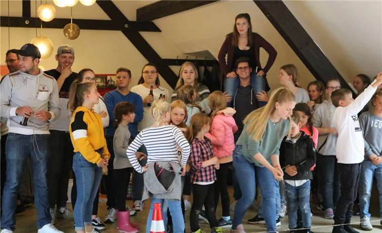 Geschick war bei der Spieleolympiade gefragt. Fotos: privat