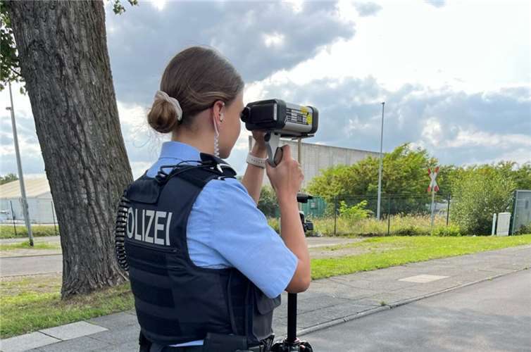 Geschwindigkeitsüberwachung in der "Speedweek".Foto: Polizei
